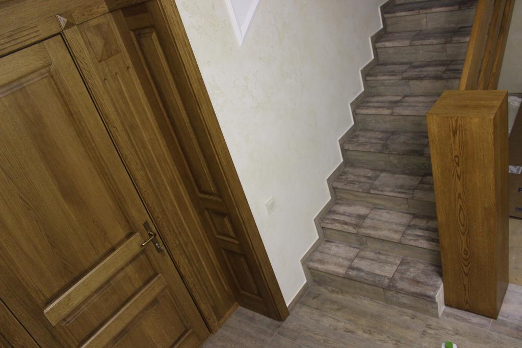 Barin House Hotell Sumy Exteriör bild